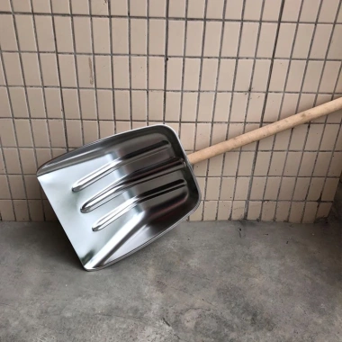 Xẻng Xúc Inox Cỡ Lớn Thép Không Rỉ Độ Dày 1,1mm - Rộng 37cm Giá Ưu Đãi 87.500 VND 3