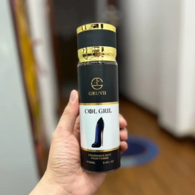 Xịt Thơm Body YaPa Hương Phấn Sang Trọng 250ml - Giá chỉ 53.900 VND, giảm ngay 7