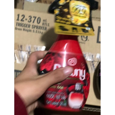 Xịt Vải Downy Khử Mùi Kháng Khuẩn 370ml Giá chỉ 93.000 VNĐ giảm tới 18% 7