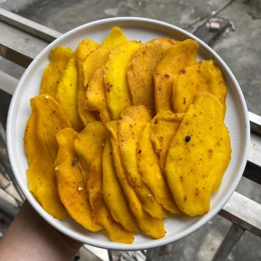 Xoài sấy dẻo muối ớt Phú An 100g - Vặt Tết 2.024, mứt chanh dây sấy 36k