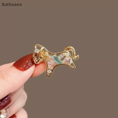 XUT 1 Ngựa Thổ Cẩm Nhiều Màu Sắc - Phụ Kiện Thời Trang và Quà Tặng Tết 52.030 VND