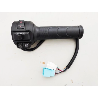 Yadi Guanneng E8-200 Boda Leon Xoay cần ga, đèn pha, công tắc phanh, hội giảm 21% chỉ 204.754 VND