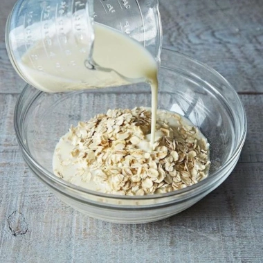 Yến mạch Meganuts 100g giảm cân, ăn kiêng, eatclean, ăn dặm cho bé - Giá chỉ 12.000₫