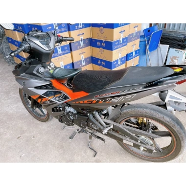 Yên nhựa xe Exciter an toàn cho bé, giảm chấn thương, giá chỉ 47.520₫ 7 Yên nhựa xe Exciter an toàn cho bé, giảm chấn thương, giá chỉ 47.520₫ 7