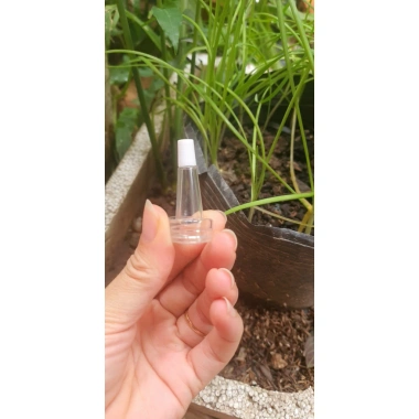 10 chai serum 1ml-5ml màu nâu trắng, chai và chóp, chỉ 30.000 đồng giảm từ 38.100 đồng