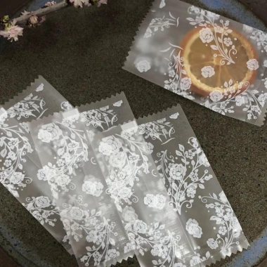 100 Túi bóng 7x10 cm đa dạng họa tiết - Hàn miệng, đựng trà, hoa thảo mộc, bánh kẹo - Giá chỉ 14.800 ₫ 6
