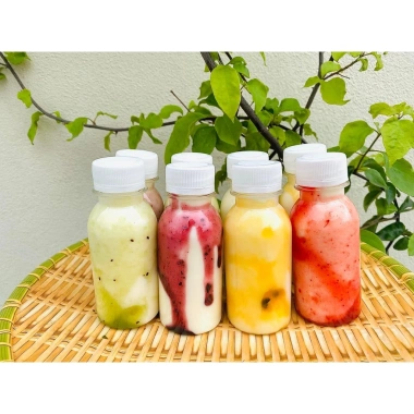 30 chai nhựa tròn 50ml-100ml kèm nắp - Giá ưu đãi 40.000đ, đa năng cho nhà bếp