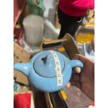 Ấm trà men rạn ngọc nhỏ gọn, thích hợp uống trà một mình, giá ưu đãi 42.000₫ 8 Ấm trà men rạn ngọc nhỏ gọn, thích hợp uống trà một mình, giá ưu đãi 42.000₫ 8