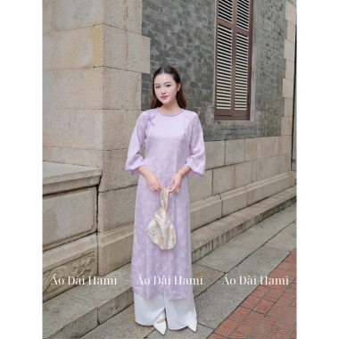 Áo cách tân 2 tà cổ tết đính cúc nơ, tay lỡ loe, vải gấm hoa Thanh Yên - lễ tết đồng phục