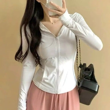 Áo Chống Nắng Nữ Lụa Băng Ôm Co Giãn Mát - Phù hợp Tập Gym và Dã Ngoại, Giá 85K 4