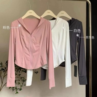 Áo Chống Nắng Nữ Lụa Băng Ôm Co Giãn Mát - Phù hợp Tập Gym và Dã Ngoại, Giá 85K 9