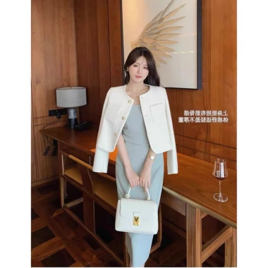 Áo dạ tweed 2 lớp 2 túi ngực - Sang trọng, ấm áp, giảm giá 21% chỉ 195.000 VND 5