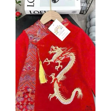 Áo dài bé trai tết mềm mịn, thêu rồng sắc nét, kèm quần dài – chỉ 99.000₫