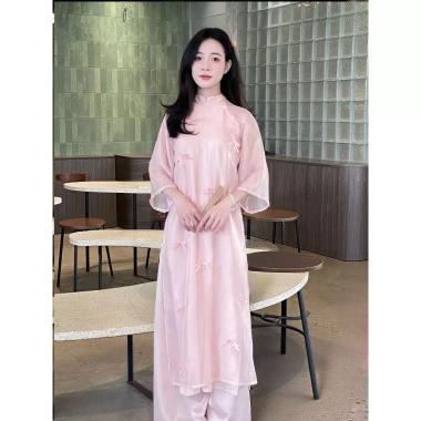 Áo Dài BIGSIZE Nguyệt Hồng lụa tơ tằm thiết kế Tết 2.026 - giảm giá 18% còn 322.500 2 Áo Dài BIGSIZE Nguyệt Hồng lụa tơ tằm thiết kế Tết 2.026 - giảm giá 18% còn 322.500 2