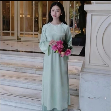 Áo dài cách tân dáng xuông Tết gấm Trúc Anh tay loe, cổ đính kết sang và quý phái - 230k 5 Áo dài cách tân dáng xuông Tết gấm Trúc Anh tay loe, cổ đính kết sang và quý phái - 230k 5