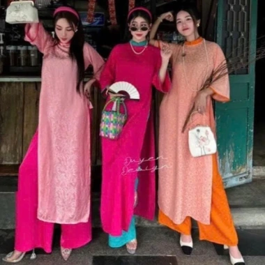 Áo dài cách tân gấm suông Tết 2.025 đẹp giảm giá 16% giá chỉ 216.000 VND 3