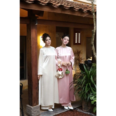 Áo dài cách tân lụa Ý cao cấp, cổ đính vòng ngọc sang trọng – Tết lễ hội chụp ảnh TUMI 271.200₫ 7 Áo dài cách tân lụa Ý cao cấp, cổ đính vòng ngọc sang trọng – Tết lễ hội chụp ảnh TUMI 271.200₫ 7