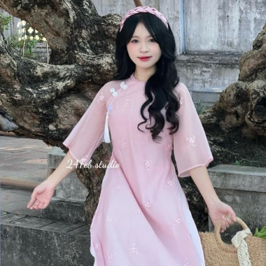 Áo dài cách tân nữ 4 tà vải tơ thêu cổ tròn nơ hoa, kèm quần lụa và bờm Lumi Studio AD05 - Giá 265.200₫