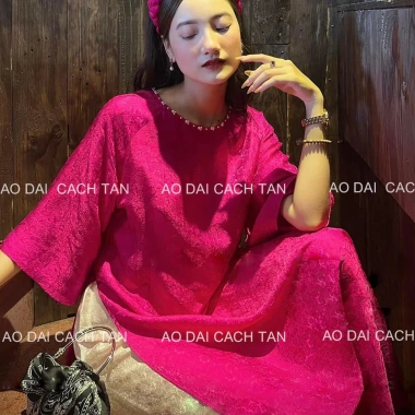 Áo dài cách tân nữ dáng suông tay lỡ, gấm tơ mềm mát - Đẹp cho đám cưới, hỏi lễ, tết 188.000đ 4 Áo dài cách tân nữ dáng suông tay lỡ, gấm tơ mềm mát - Đẹp cho đám cưới, hỏi lễ, tết 188.000đ 4