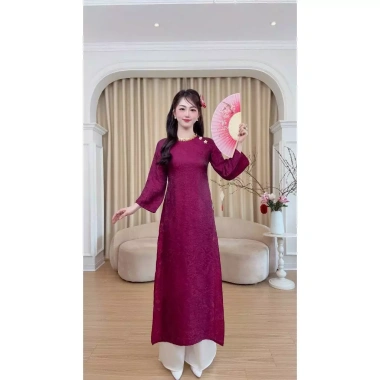 Áo Dài Cách Tân Nữ Màu Tím Tơ Hồng Ánh Hoàng Kim Trend Tết – Giá ưu đãi 239.800₫ 3 Áo Dài Cách Tân Nữ Màu Tím Tơ Hồng Ánh Hoàng Kim Trend Tết – Giá ưu đãi 239.800₫ 3