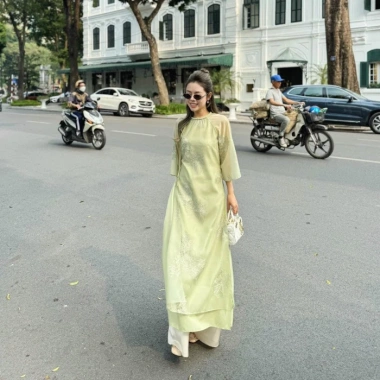 Áo Dài Cách Tân Thi Thư Xanh Cốm Hoa Thêu Ren Nởi Form Suông Tay Lỡ Nơ - ADNM006 339k 2