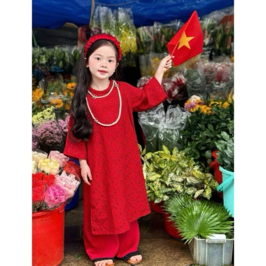 Áo dài đỏ cách tân cho bé gái Tết, form suông cổ tây, kèm mấn cài đầu - 229.000₫ 10
