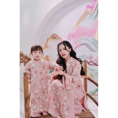 Áo dài đôi mẹ và bé Hồng Vân kim sa - Giá giảm còn 850.000 VNĐ