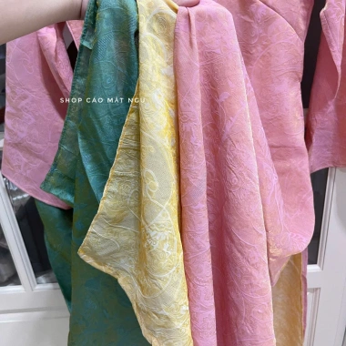 Áo dài đôi mẹ và bé Tết vải tơ tằm 4 tà - Đồ Tết sang trọng, thiết kế tinh tế, giá chỉ 698k, hàng loại 1