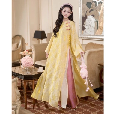 Áo dài gấm cách tân 4 tà Kim Anh - Thọ dơi tơ tằm cao cấp, đẹp mặc Tết, giảm giá 553.000đ, sang trọng, phù hợp lễ hội