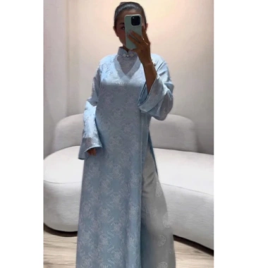 Áo dài gấm mềm mát ngày Tết mẫu mới 4 tà - Giá chỉ 422.400₫, giảm tới 18%