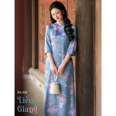 Áo dài gấm nữ tay lỡ hoa văn cổ điển sang trọng - ưu đãi 259k cho Tết và lễ hội