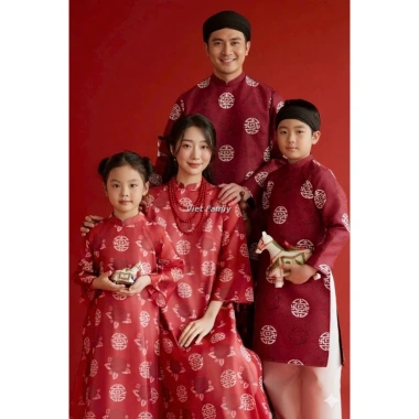 Áo dài gia đình Viet Family đứng phom - Set tết ông bà bố mẹ con, giảm 86.800₫ 2