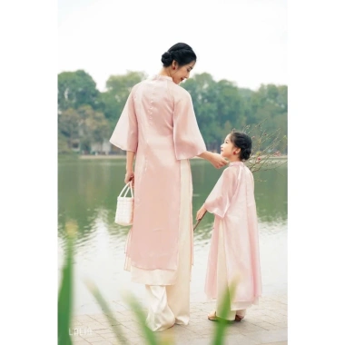 Áo dài hồng pastel Nguyệt Hạ cách tân 4 tà organza lót lụa – Giá ưu đãi 220k 3