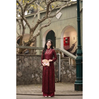 Áo dài kim sa bling hot trend Tết 2.026, phối quần lụa dáng suông cao cấp - Giá 479.000 VND