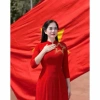 Áo dài lụa đỏ tươi thêu sao vàng vai áo - Dáng 2 tà tay dài, giảm còn 260k