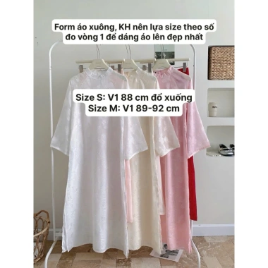 Áo Dài Lụa DƯ HY 4 Tà Hoa Nổi Dáng Xuông Tay Lỡ Thanh Lịch BST Tết 2.025 Kiuu 99k 3