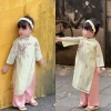 Áo dài mẹ & bé tơ crep 4 tà, thêu hoa nhẹ nhàng, cát nhã, vải mềm mại – chỉ 250.000₫, giảm ngay! 4