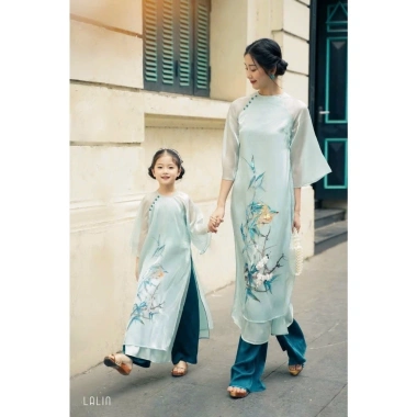 Áo dài mẹ và bé xanh pastel đính nổi Uyển Nguyệt, vải organza - Giá ưu đãi 220k
