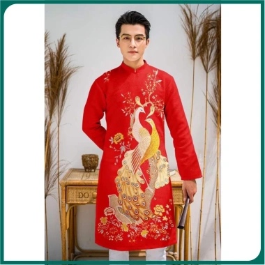 Áo dài nam cách tân in họa tiết công phượng đỏ – trẻ trung, nổi bật cho lễ tết, giá ưu đãi 349.000₫ – thiết kế tinh tế, chất liệu vải cao cấp