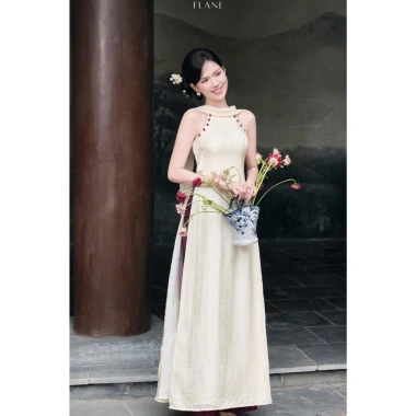 Áo dài NGUYỆT KIM Flane 2.026 - Thiết kế vải lụa cao cấp, sang trọng, giảm giá 17% chỉ 611.325 VND, đặc biệt phù hợp cho tiệc cưới và sự kiện