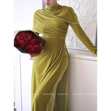 Áo dài nhung The Chun kèm quần 2 màu Đỏ - Xanh Cọm, giảm giá 374k, chất lượng cao