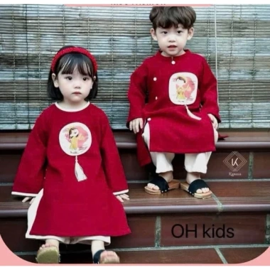 Áo dài Tết cách tân thêu họa tiết cho bé 8-20kg - Thiết kế bé trai, bé gái, giá ưu đãi 95.000 VND 7 Áo dài Tết cách tân thêu họa tiết cho bé 8-20kg - Thiết kế bé trai, bé gái, giá ưu đãi 95.000 VND 7