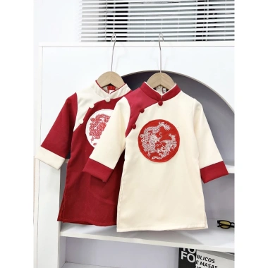 Áo dài Tết cách tân thêu họa tiết cho bé 8-20kg - Thiết kế bé trai, bé gái, giá ưu đãi 95.000 VND 9 Áo dài Tết cách tân thêu họa tiết cho bé 8-20kg - Thiết kế bé trai, bé gái, giá ưu đãi 95.000 VND 9