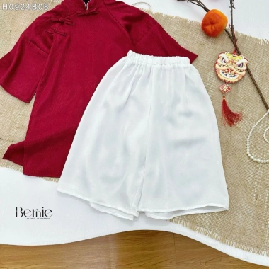 Áo dài Tết đôi bé trai và bé gái màu đỏ có khăn, quần 8-25kg BERNIE H924B08 giảm giá 278.000₫ 8 Áo dài Tết đôi bé trai và bé gái màu đỏ có khăn, quần 8-25kg BERNIE H924B08 giảm giá 278.000₫ 8