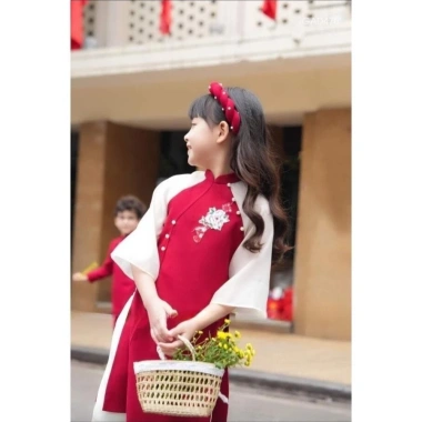 Áo dài Tết gia đình đỏ tay trắng may mắn Phù Dung truyền thống cách tân AD002 - 185k