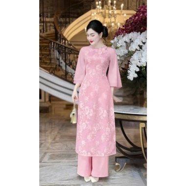 Áo dài tết thời trang nữ chất tơ thêu cổ tròn đính ngọc tay lỡ, quần lụa dài ống suông - Giá 186.240 VND giảm
