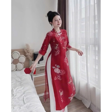 Áo dài tơ tay lỡ cổ tròn hoa sen cá chép quần suông dài chất Kate NANA du xuân Tết