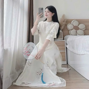 Áo dài tơ tay lỡ cổ tròn hoa sen cá chép quần suông dài chất Kate NANA du xuân Tết