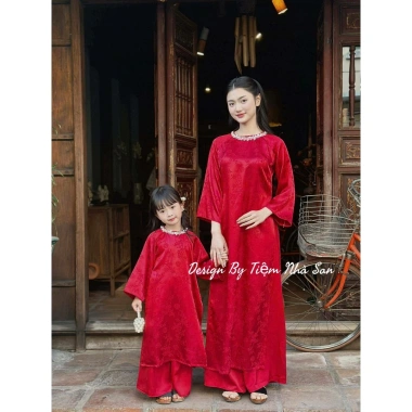 Áo Dài Trúc Thọ Mẹ & Bé Gái Cách Tân Suông Gấm Cao Cấp Tặng Bờm Xốp 318.800₫ 4