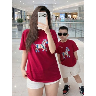 Áo Gia Đình BÍNH NGỌ 2.026 Cotton Đỏ Ngựa May Mắn (8-85kg) Giá 59.900
